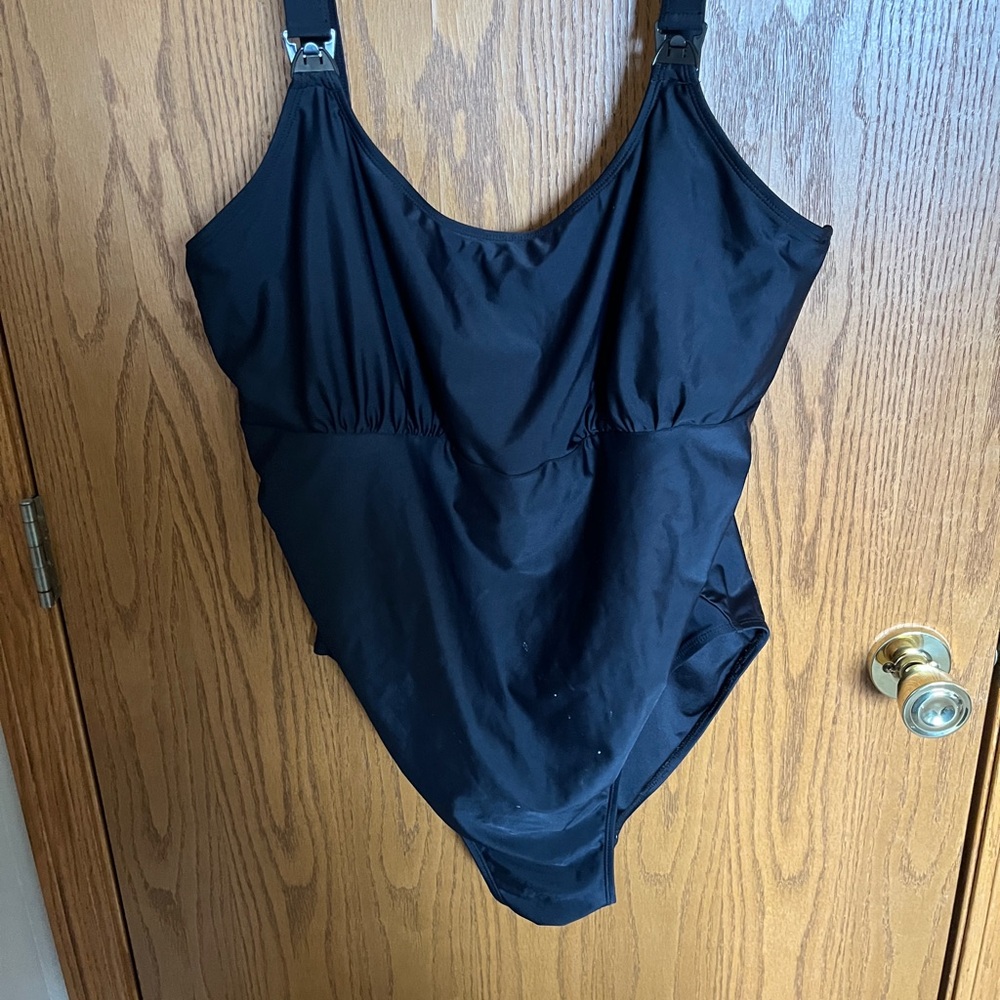 Kindred Bravely Maternity/Nursing Swimsuit
